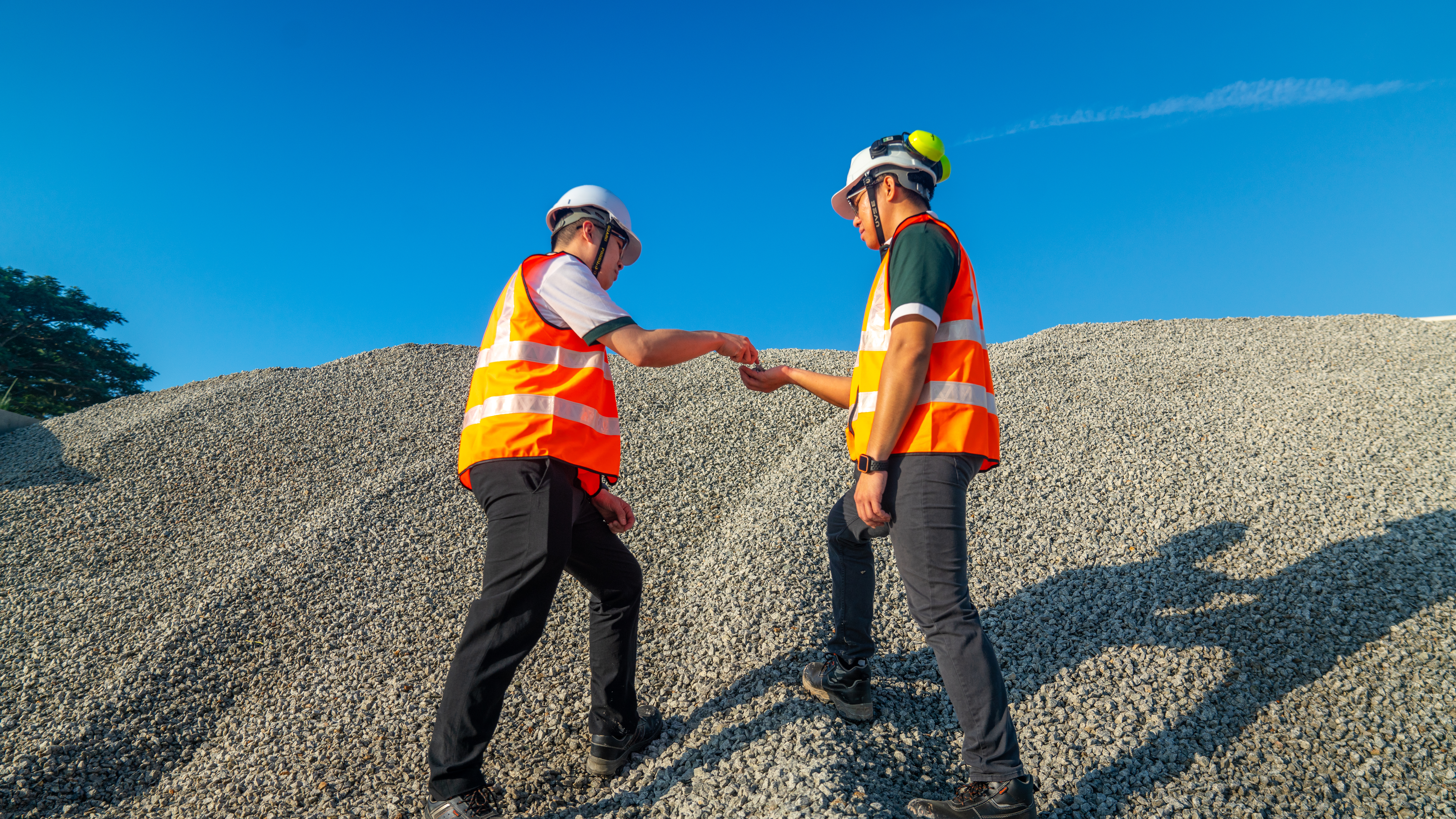 picking aggregates